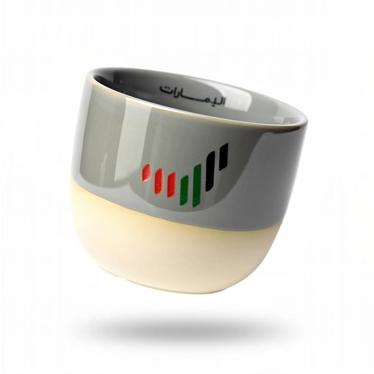 كوب الهوية الوطنية الإماراتية